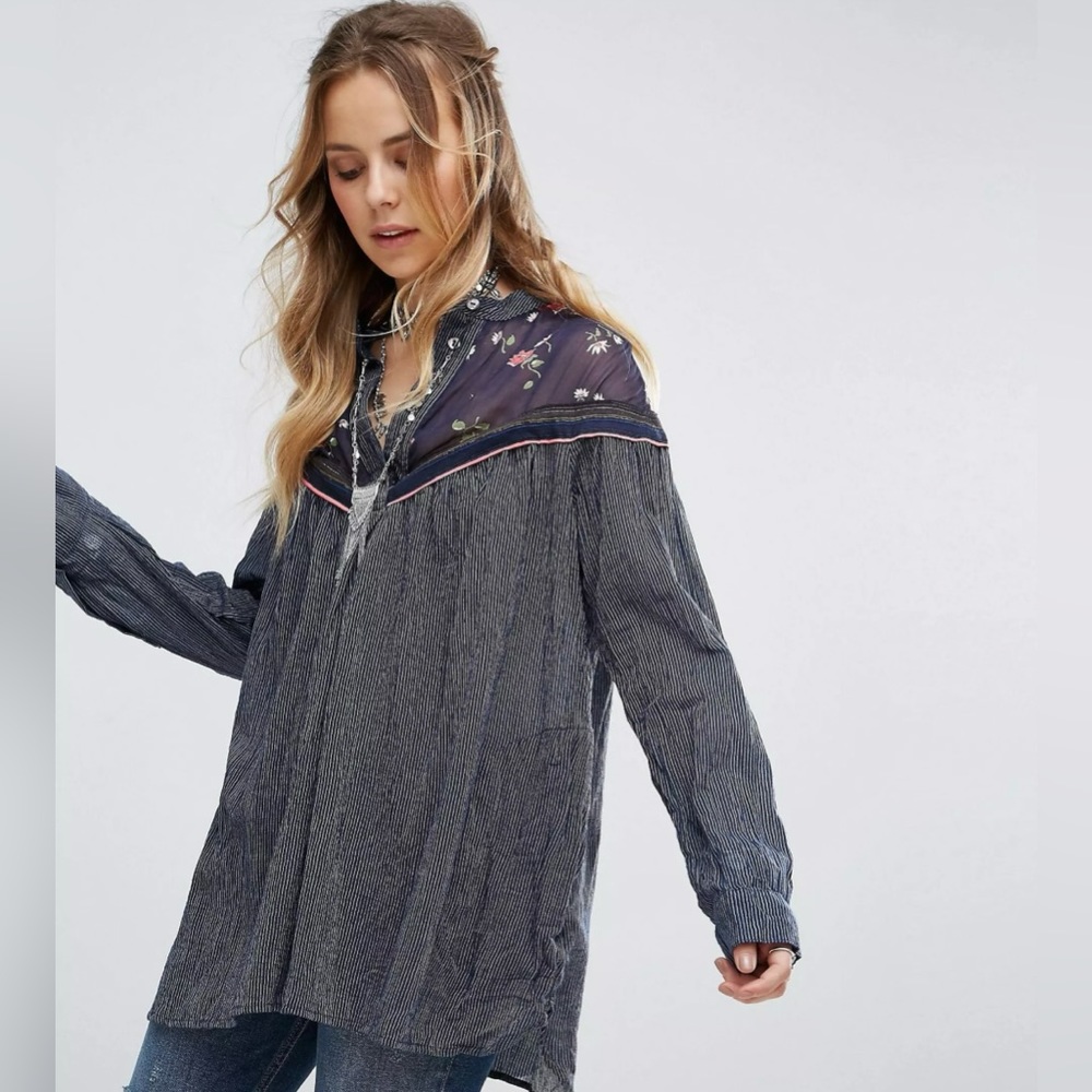 Free People Hearts & Colors Long Sleeve Shirt in Navy blue with white stripes